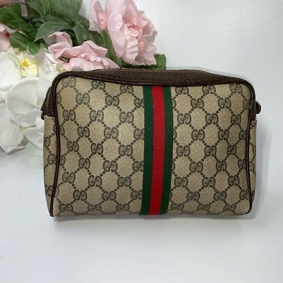 Authentic GUCCI Toiletry Clutch Bag - Picture 2 of 14
